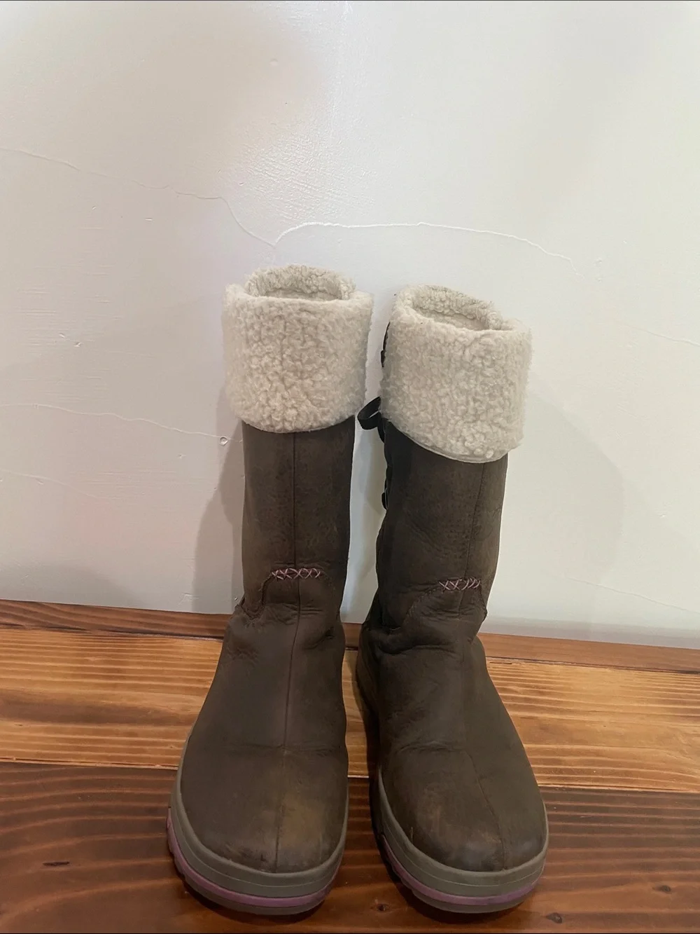 KEEN Women's Snowmass Brown Leather Winter Snow Boots Size 6.5